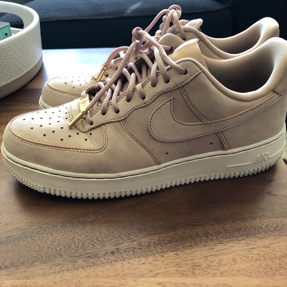 Women’s Nike Air Force 1 ‘07 Pinnacle size 9.5